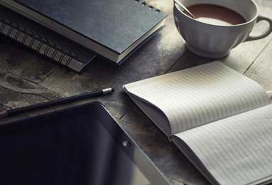 随着皇马1-2被绝杀，马竞4-2，西甲最新积分榜出炉！巴萨机会来了